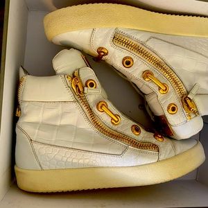 Giuseppe crocodile with gold accents
